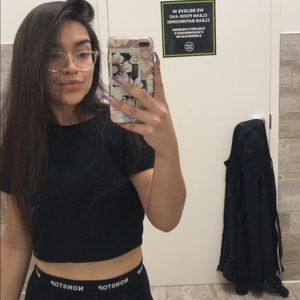 Meet your Posher, Maxine